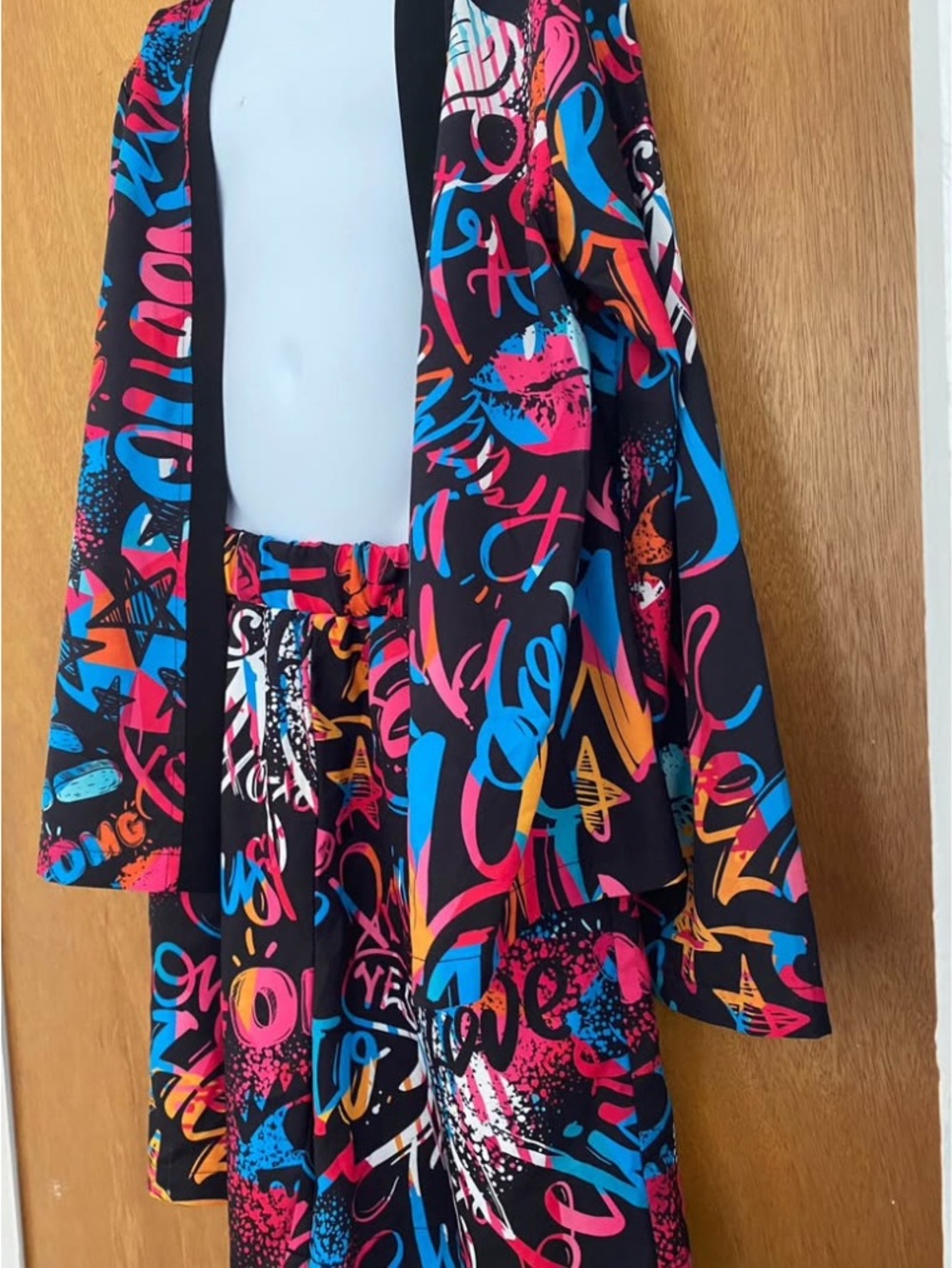 SHEIN Black Multicolor Graffiti Print Kids Short Set 11/12